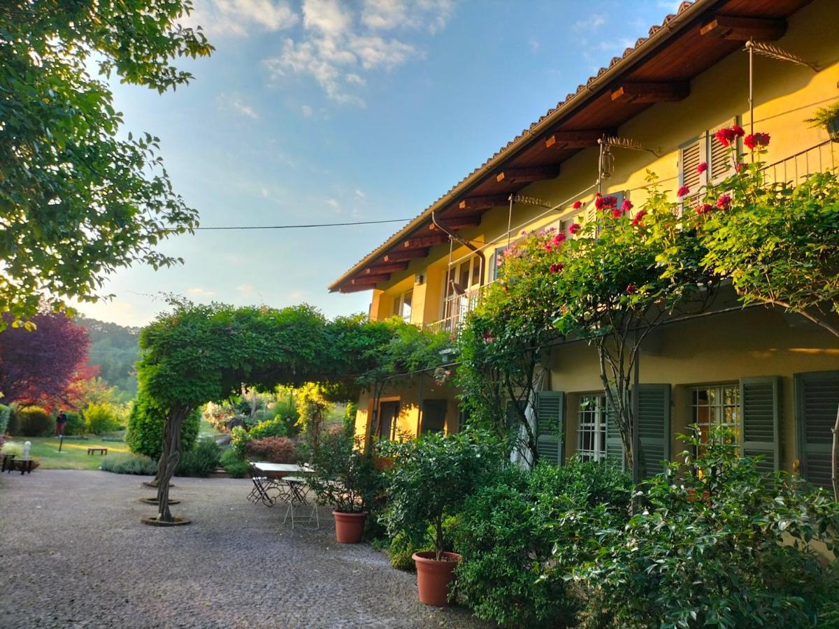 Sotto La Luna Bruna B&B Cocconato Dış mekan fotoğraf
