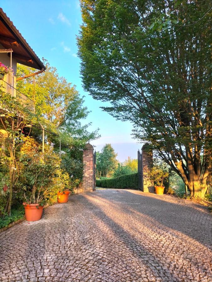 Sotto La Luna Bruna B&B Cocconato Dış mekan fotoğraf