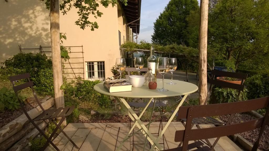Sotto La Luna Bruna B&B Cocconato Dış mekan fotoğraf